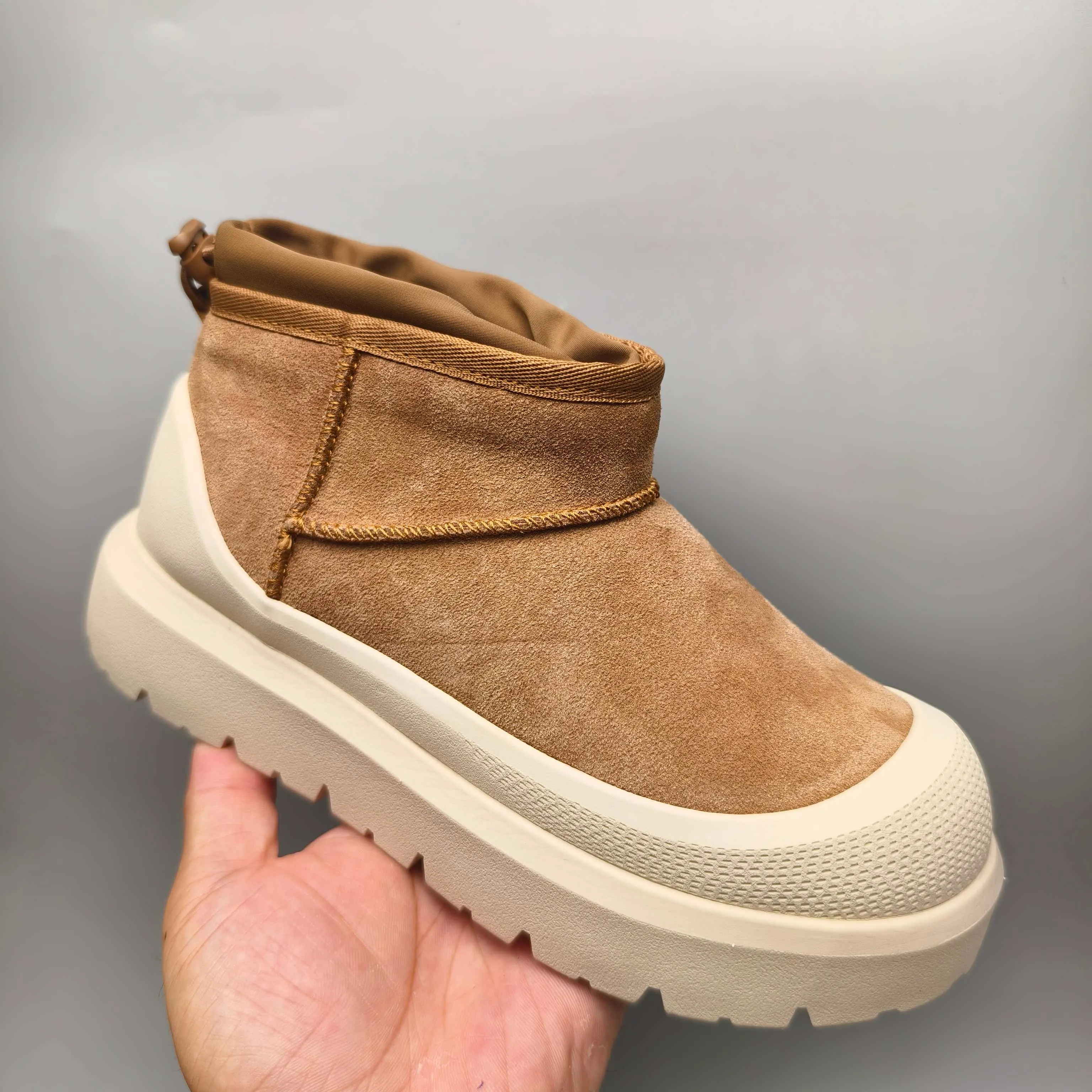 💰Women’s shoes 280 Men’s shoes 300 UGG sheepskin all-in-one snow boots 4196 Classic waterproof rubber sole couple’s shoes Color: white bottom, yellow bottom, blue bottom, black Matching code: 35-45